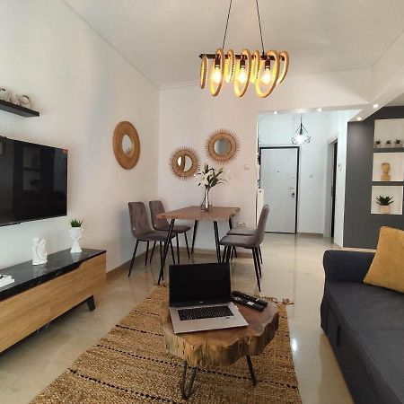 Haris Modern Apt. Near The Sea Thessaloniki Exterior photo